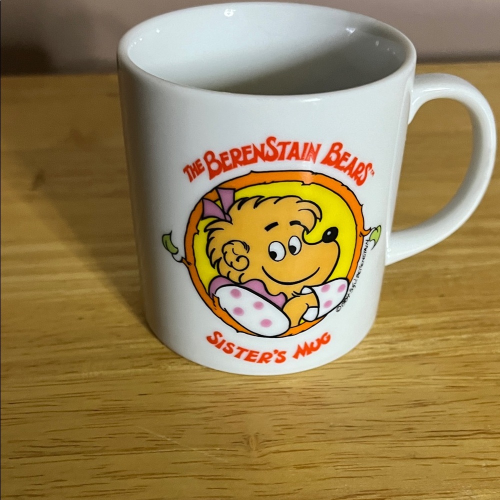 😄Berenstain Bears vintage sisters mug 1984